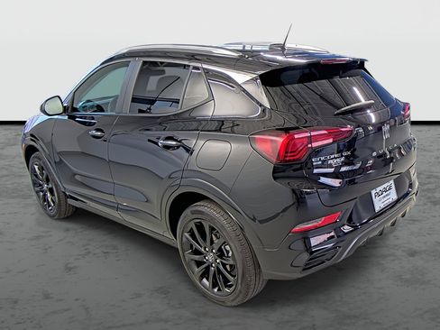 Used 2024 Buick Encore GX Sport Touring w/ Experience Buick Package image 11