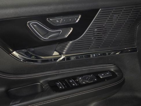 Used 2020 Lincoln Corsair FWD w/ Equipment Group 101A image 17