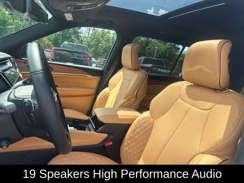 Certified 2025 Jeep Grand Cherokee L Summit AWD/4WD image 7
