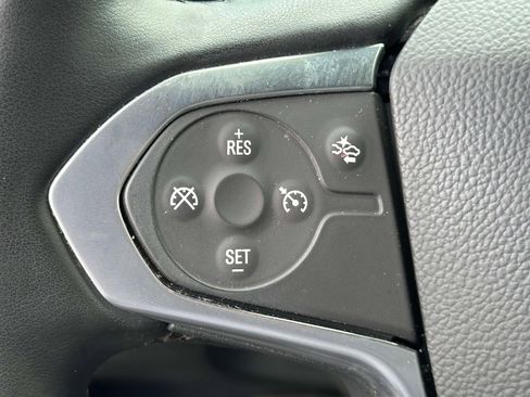 Used 2023 Chevrolet Traverse LT AWD/4WD image 22