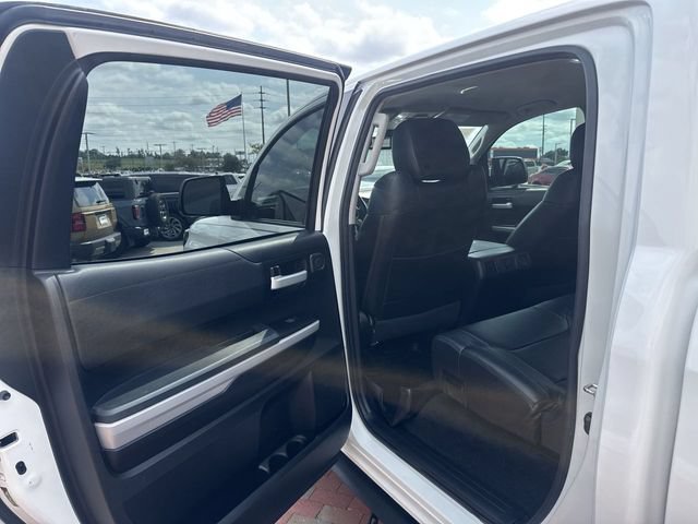 Used 2019 Toyota Tundra SR5 w/ SR5 Upgrade Package AWD/4WD image 27