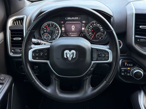 Used 2022 RAM 1500 Big Horn AWD/4WD image 14