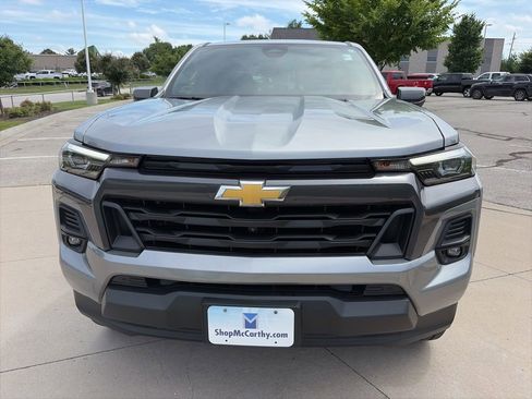 Used 2024 Chevrolet Colorado LT w/ LT Convenience Package III AWD/4WD image 3