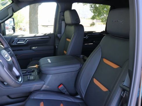 New 2025 GMC Sierra 3500 AT4 w/ AT4 Premium Plus Package image 20