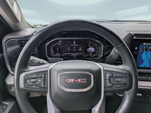 Used 2025 GMC Sierra 1500 SLT RWD image 29