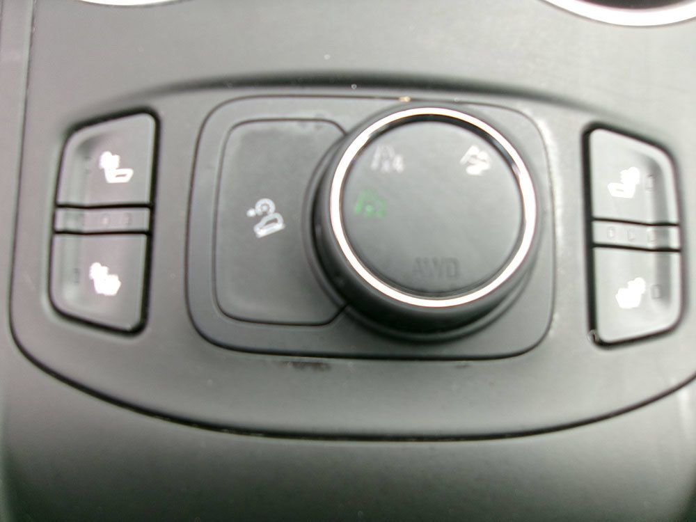 Used 2018 GMC Terrain SLE w/ Driver Convenience Package AWD/4WD image 18