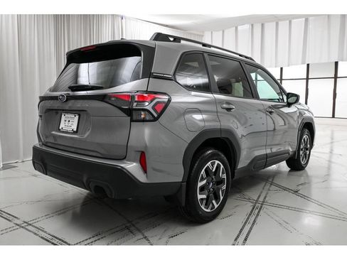 Used 2026 Subaru Forester Premium AWD/4WD image 7
