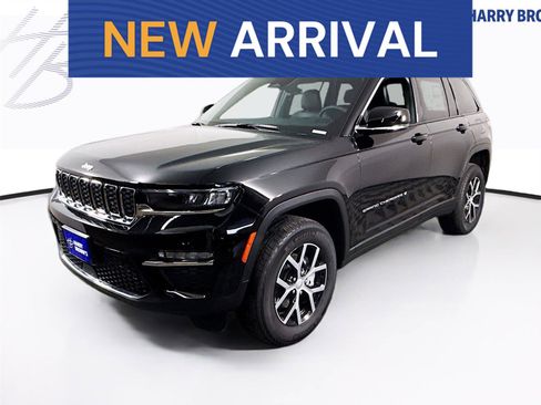 Used 2025 Jeep Grand Cherokee Limited w/ Trailer Tow Package AWD/4WD image 1