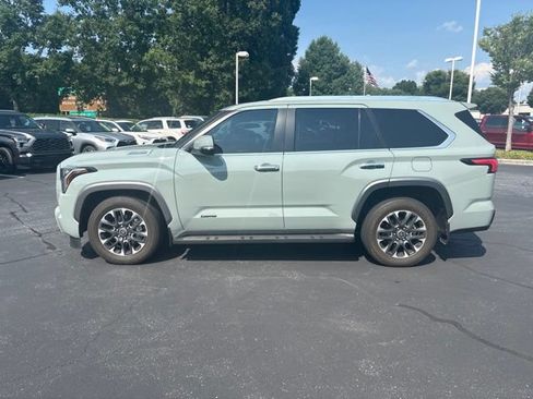 Used 2024 Toyota Sequoia Limited AWD/4WD image 2