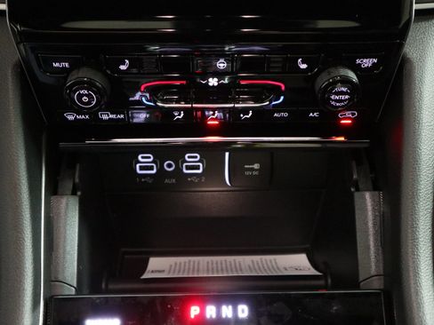 New 2025 Jeep Grand Cherokee L Limited image 28