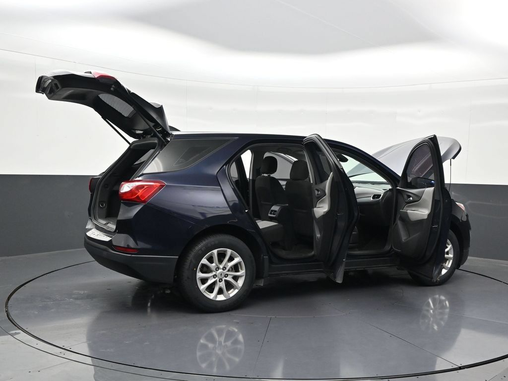 Used 2020 Chevrolet Equinox LS FWD image 31