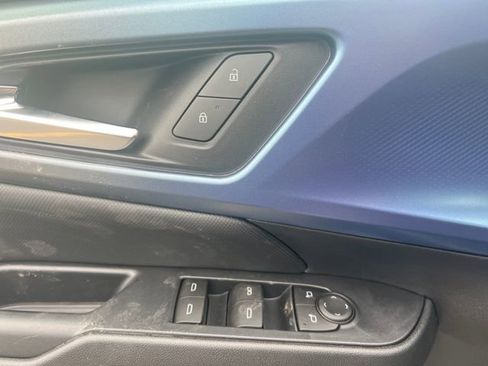 New 2026 Chevrolet Equinox EV LT image 16