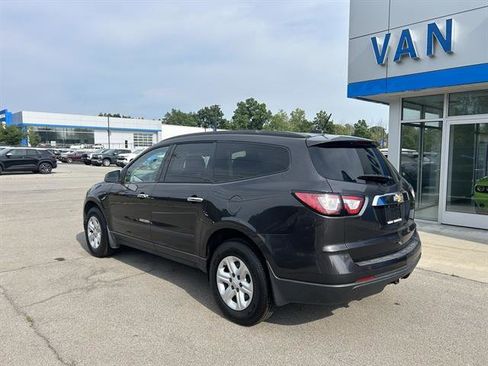 Used 2016 Chevrolet Traverse LS image 3