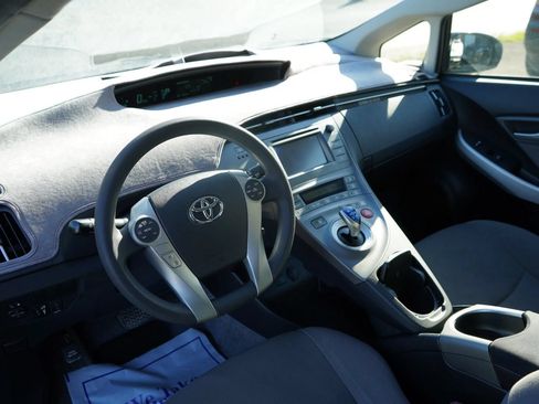 Used 2014 Toyota Prius Two FWD image 8
