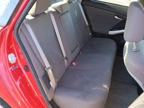 Used 2012 Toyota Prius Three image 4