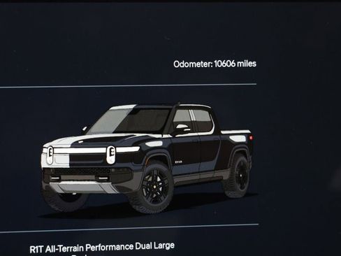 Used 2023 Rivian R1T Adventure image 13