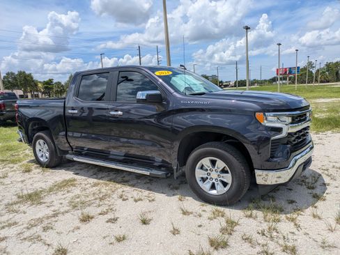 Used 2024 Chevrolet Silverado 1500 LT RWD image 2
