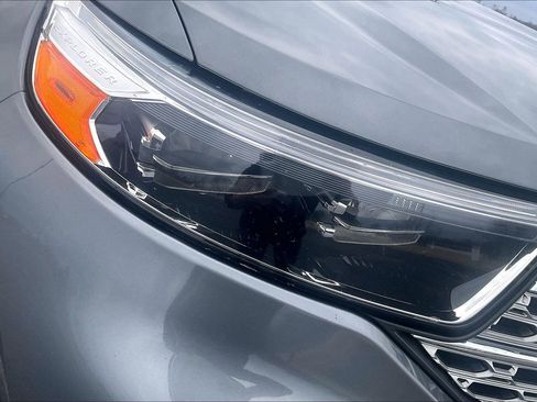 Used 2023 Ford Explorer Limited image 23