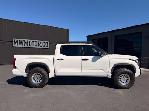 Used 2023 Toyota Tundra Limited w/ Power Package AWD/4WD image 3