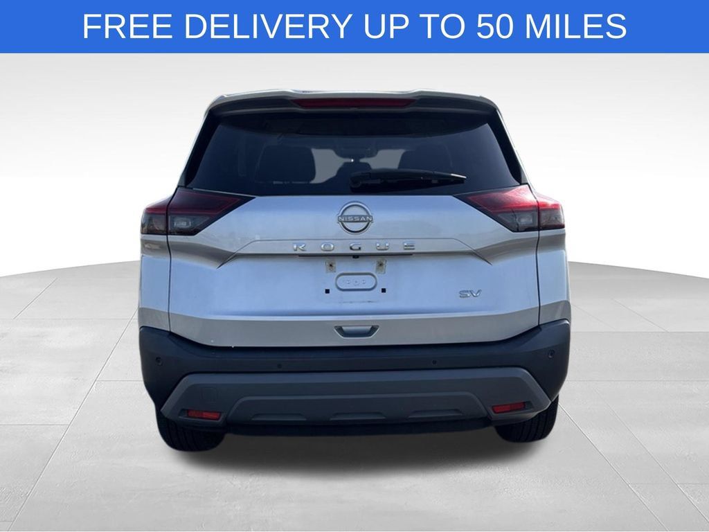 Used 2023 Nissan Rogue SV FWD image 6