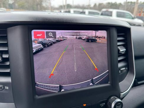 Used 2022 RAM 1500 Big Horn AWD/4WD image 29