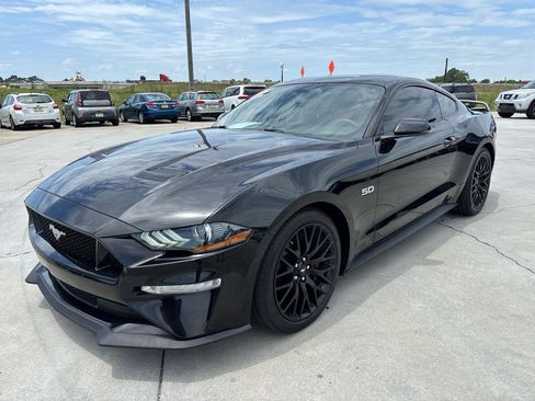 Used 2019 Ford Mustang GT Premium w/ GT Performance Package RWD image 8