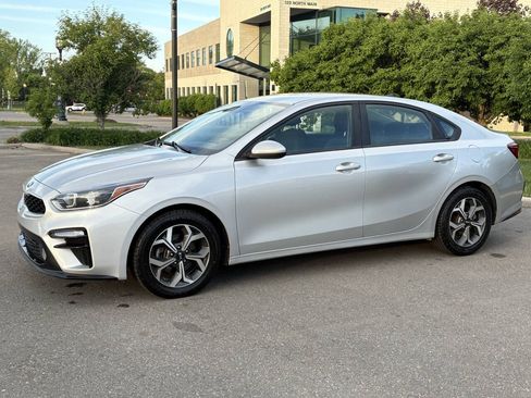 Used 2021 Kia Forte LXS FWD image 18