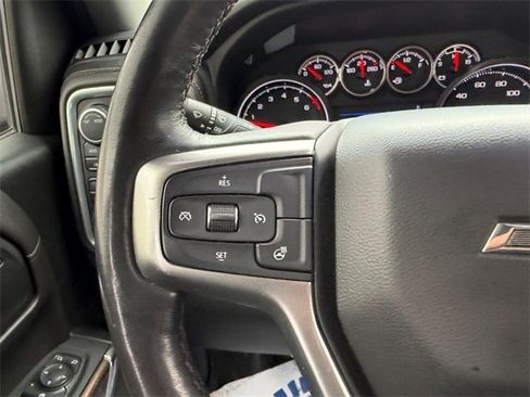 Used 2021 Chevrolet Silverado 1500 RST image 10