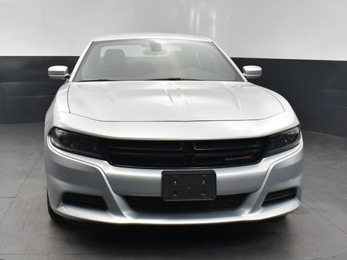 Used 2022 Dodge Charger SXT RWD image 8
