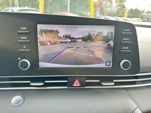 Used 2023 Hyundai Elantra SEL w/ Cargo Package image 20