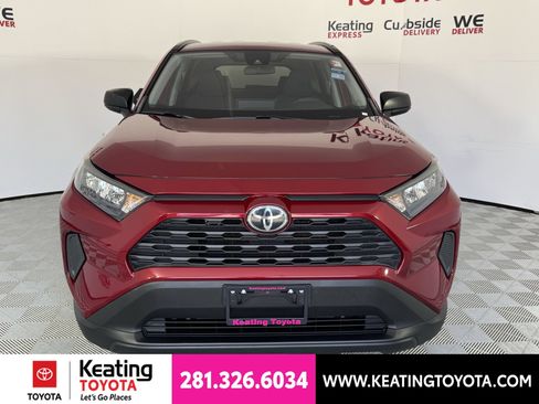Used 2021 Toyota RAV4 LE FWD image 10