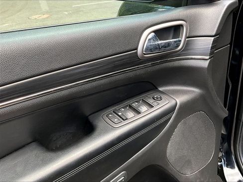 Used 2021 Jeep Grand Cherokee Limited X AWD/4WD image 10
