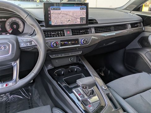 Used 2025 Audi A5 2.0T Premium Plus image 9