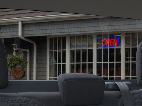 New 2026 Ford Maverick XL image 24