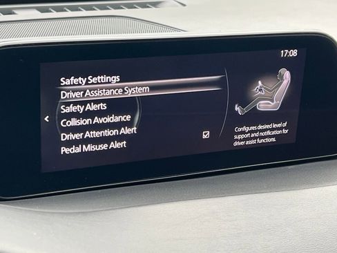 Used 2024 MAZDA MAZDA3 s image 20