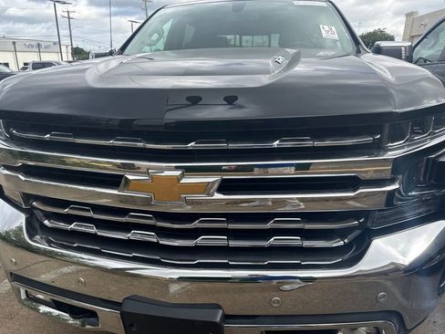 Used 2019 Chevrolet Silverado 1500 LTZ w/ LTZ Plus Package AWD/4WD image 2