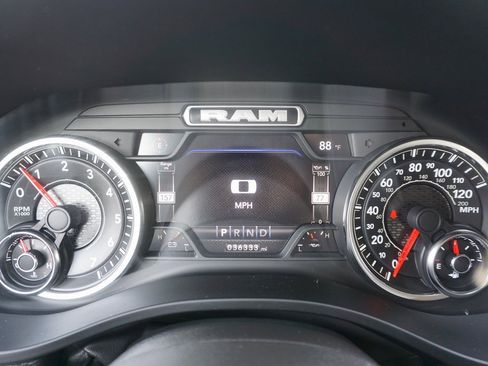 Used 2022 RAM 1500 Laramie image 5