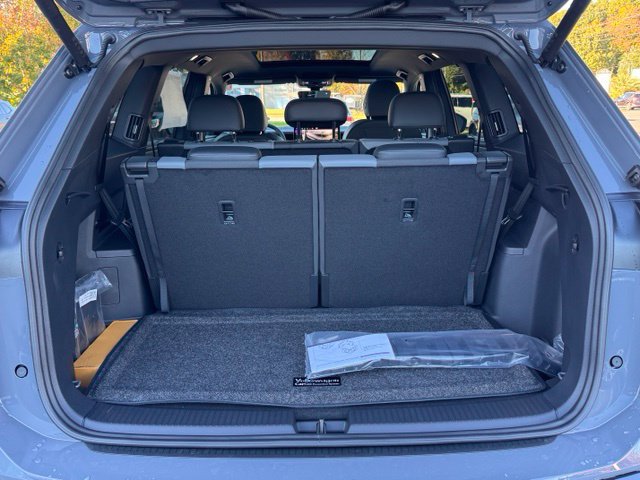 New 2027 Volkswagen Atlas SEL R-Line AWD/4WD image 23