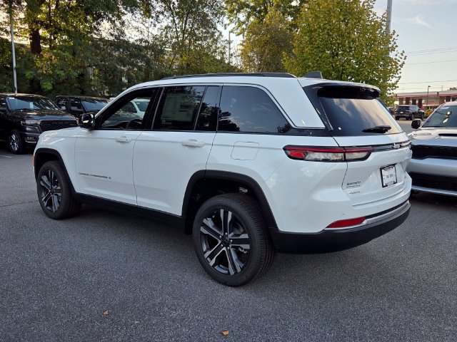 New 2027 Jeep Grand Cherokee Limited AWD/4WD image 6