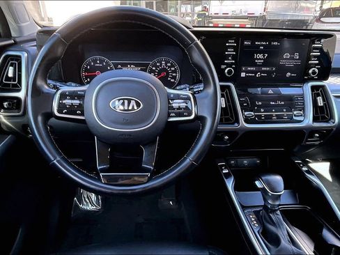 Used 2021 Kia Sorento S image 8