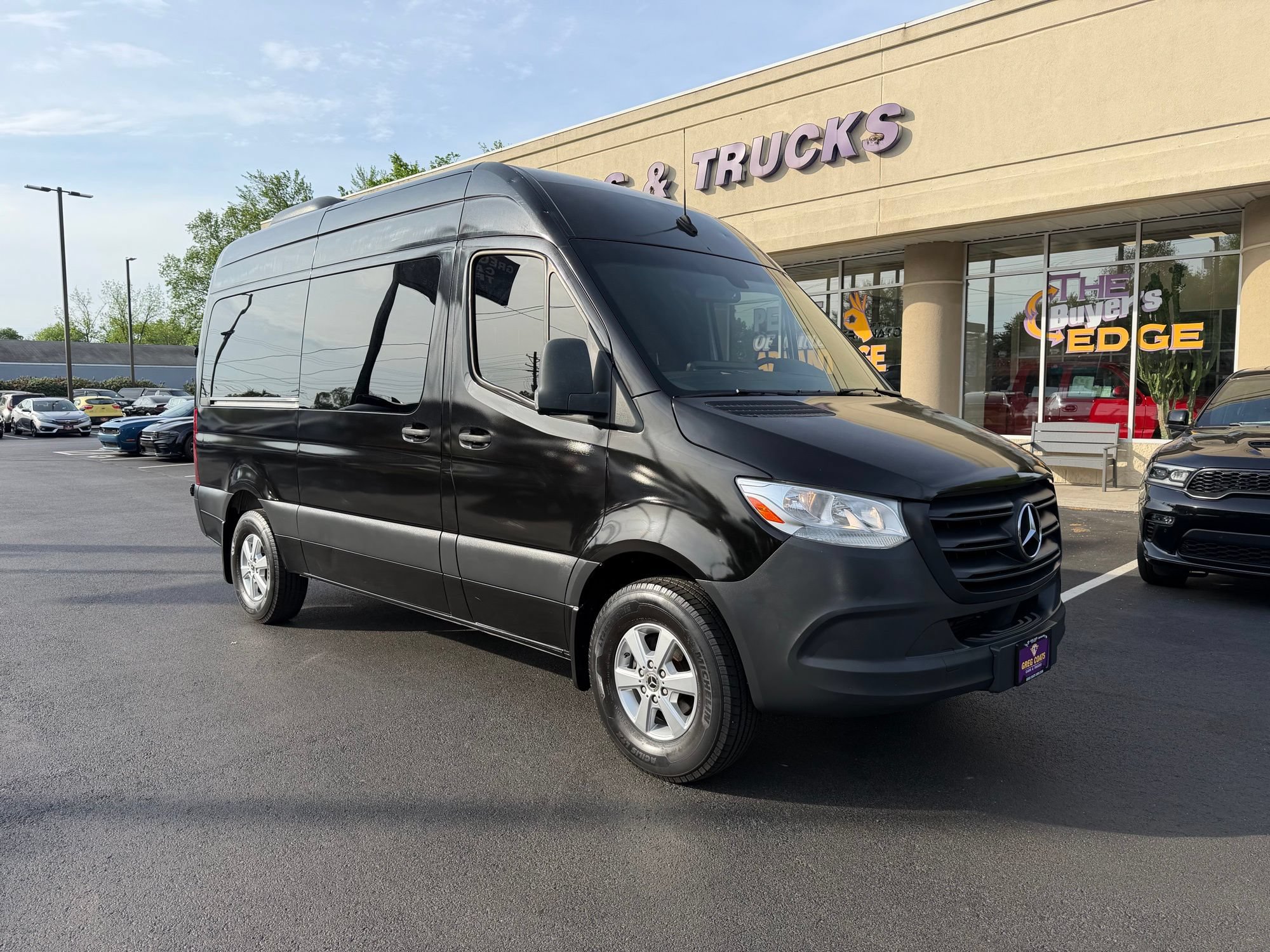 Used 2019 Mercedes-Benz Sprinter 2500 image 1
