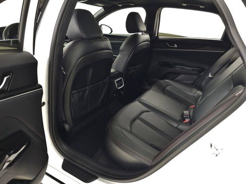Used 2024 Kia K5 GT FWD image 31
