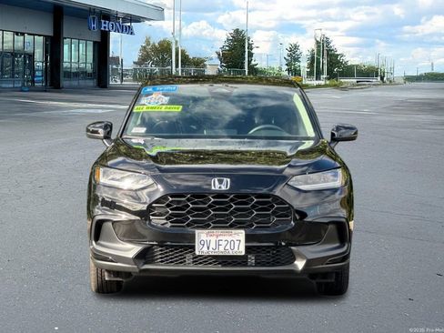 Certified 2026 Honda HR-V LX image 14