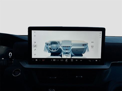 Used 2025 Ford Explorer Platinum image 16