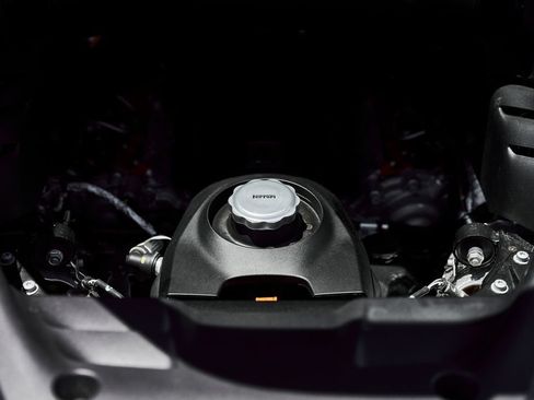 Used 2023 Ferrari SF90 Spider AWD/4WD image 28