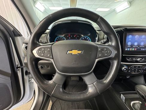 Used 2021 Chevrolet Traverse LT FWD image 33