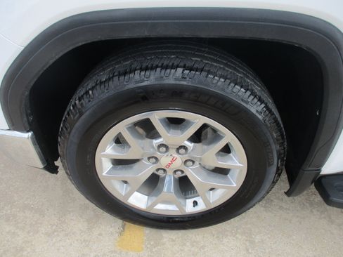 Used 2020 GMC Sierra 1500 SLT AWD/4WD image 3