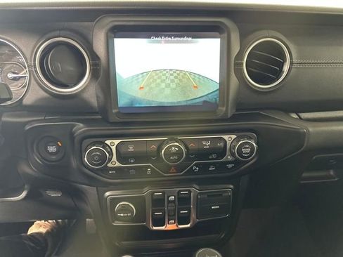 Used 2022 Jeep Wrangler Unlimited Sahara w/ Safety Group image 21