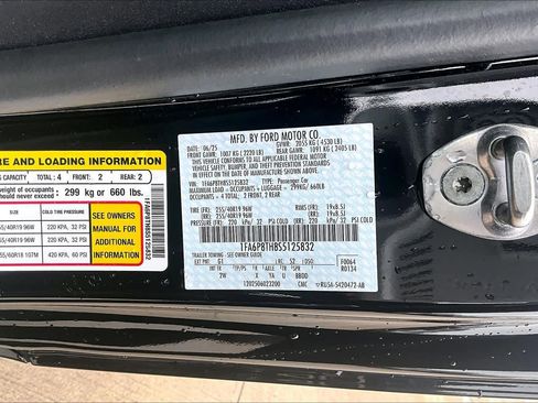 Used 2025 Ford Mustang Coupe RWD image 31