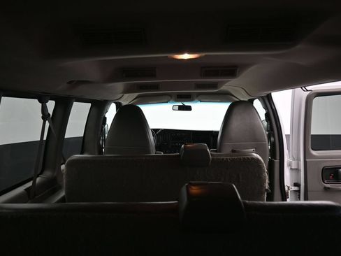 Used 2014 Chevrolet Express 3500 LS RWD image 40
